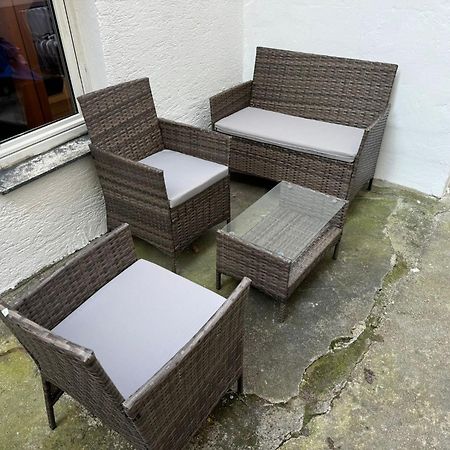 Townhouse Fuer 10 Personen Mit Garten Esslingen am Neckar Екстер'єр фото
