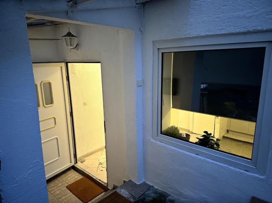 Townhouse Fuer 10 Personen Mit Garten Esslingen am Neckar Екстер'єр фото