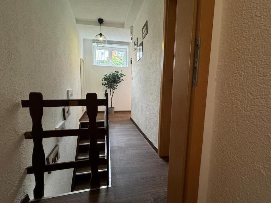 Townhouse Fuer 10 Personen Mit Garten Esslingen am Neckar Екстер'єр фото